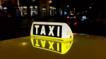 टॅक्सीचालक, पर्यटक बसचालकांचा वाद चिघळण्याची शक्यता