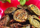 चमचमीत, कुरकुरीत अळूवडी