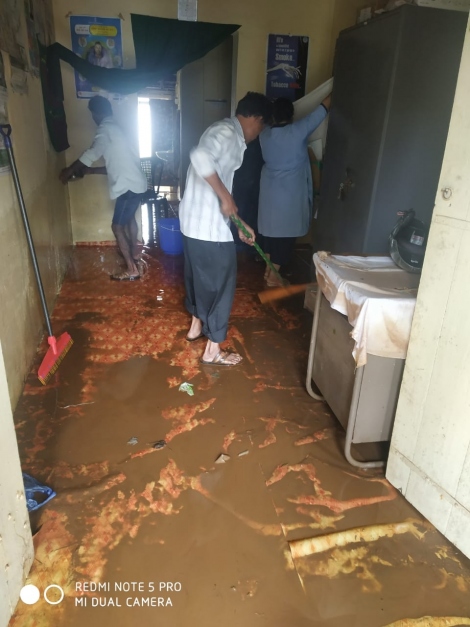 वाहून गेलेल्या दाखल्यांसाठी अडवू नका
