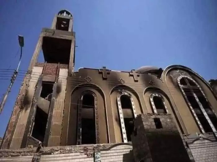 इजिप्तमध्ये चर्चला आग; चेंगराचेंगरीत ४१ जणांचा मृत्यू
