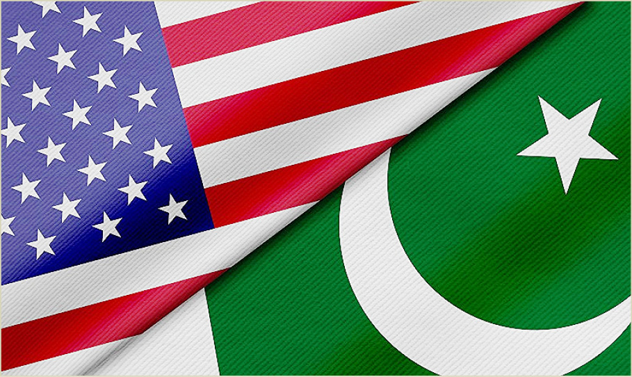 अमेरिकेने पाकिस्तानला पकडले कैचीत