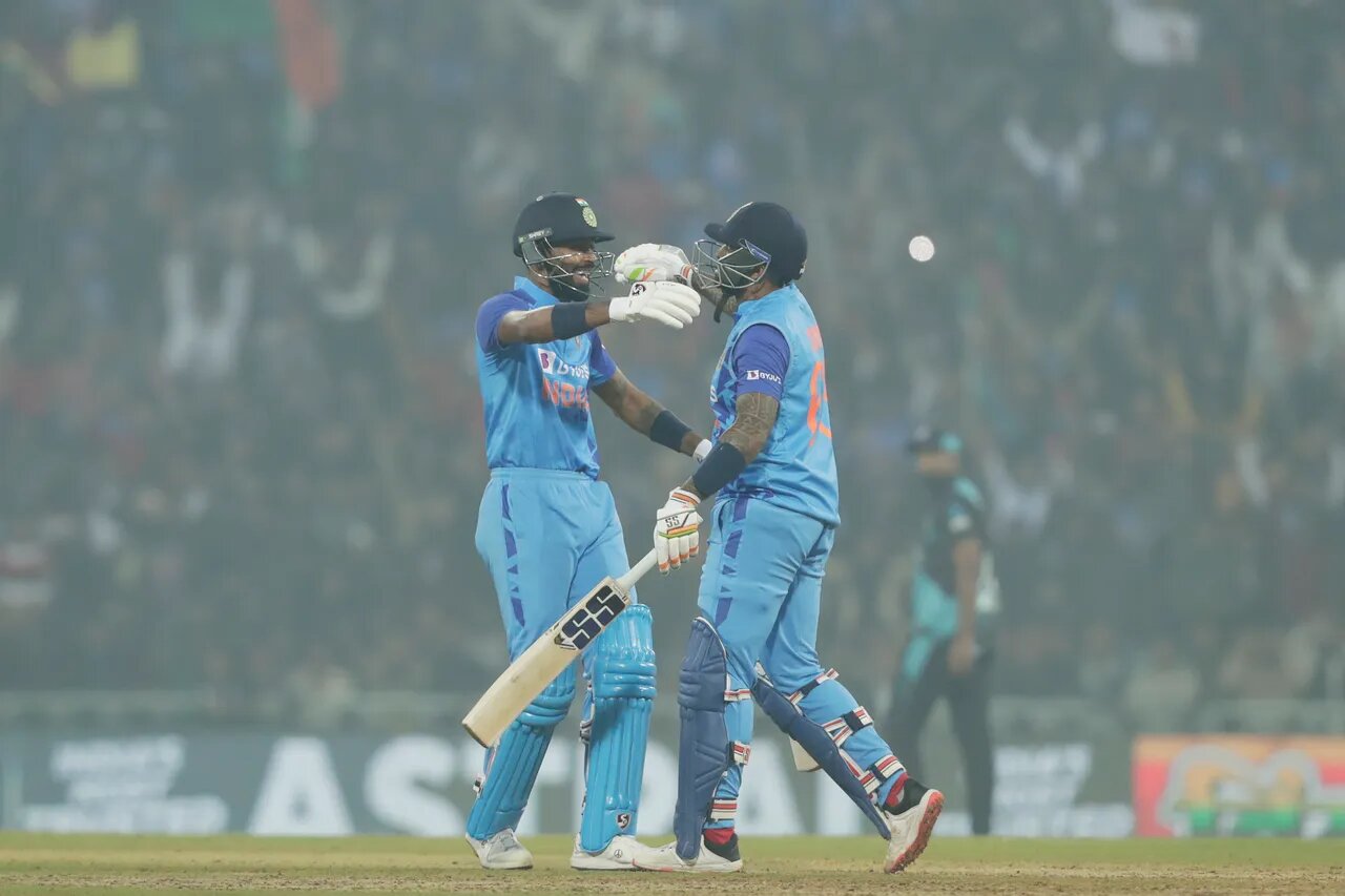दुसऱ्या टी-२०मध्ये भारताचा किवीविरुद्ध विजय