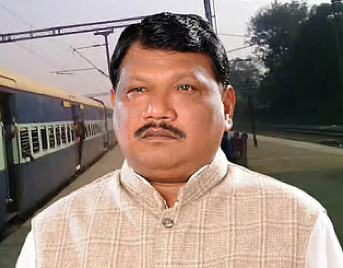 जेव्हा चालत्या रेल्वेतून केंद्रीय मंत्रीच गायब होतात..