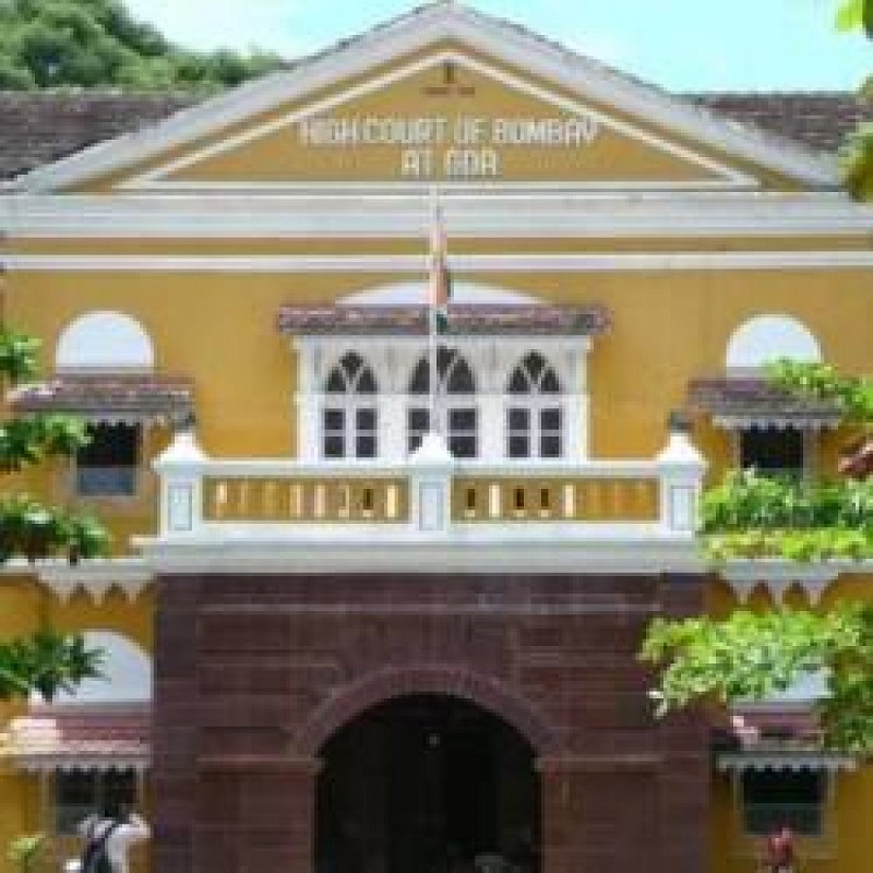 जुन्या उच्च न्यायालय इमारतीत न्यायालयीन लवादांचे कामकाज चालवा!
