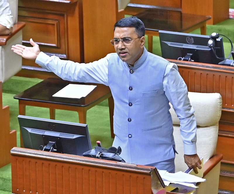 ‘स्ट्रिट प्रोव्हिडन्स’ करते सरकारला ब्लॅकमेल !