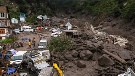 जम्मू काश्मीर : किश्तवाडमध्ये ढगफूटीमुळे हाहाकार; आतापर्यंत तब्बल ६५ मृतदेह बाहेर काढण्यात यश