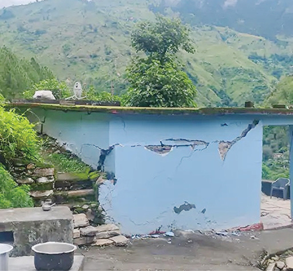 नैसर्गिक आपत्तींचे संकेत ओळखा, उपाय योजा !