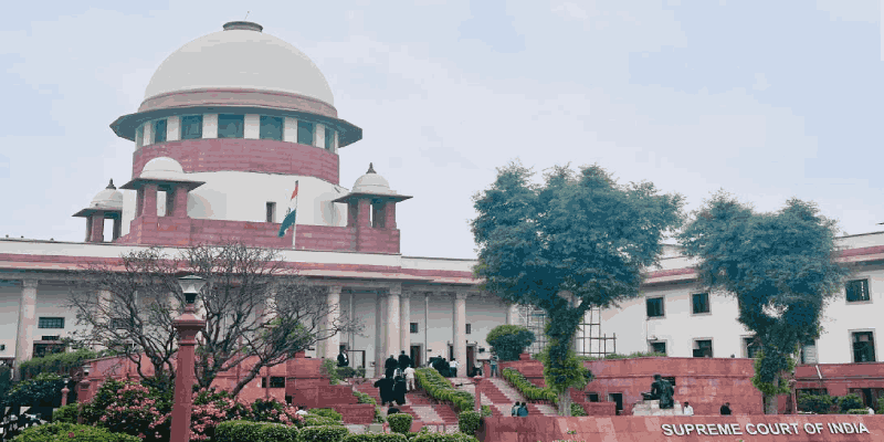 'आम्हाला आमच्या संविधानाचा अभिमान ; शेजारच्या देशात काय होतेय पाहा’