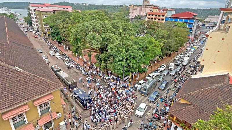 मास्टरमाईंडच्या अटकेसाठी पणजीत उद्रेक