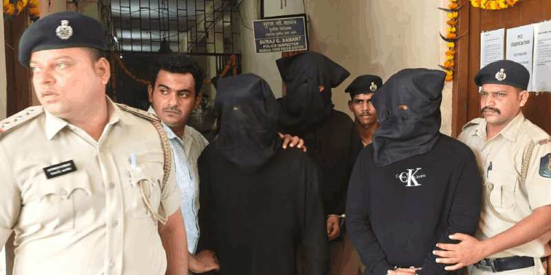 मुंगूल गँगवॉर प्रकरण : तिघा संशयितांची शरणागती; अटकेत असलेल्यांची संख्या २८ वर