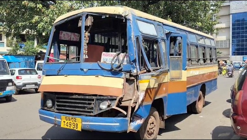 खासगी बसच्या अपघातात सातजण जखमी