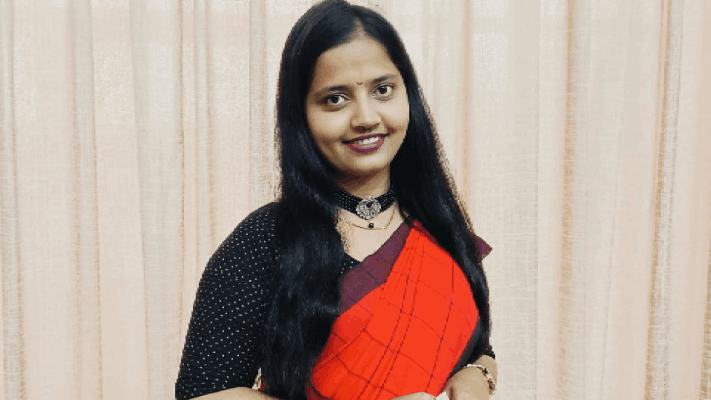 समिक्षा यांची साहित्य अकादमीच्या लेखकांसाठी प्रवास अनुदान योजनेसाठी निवड
