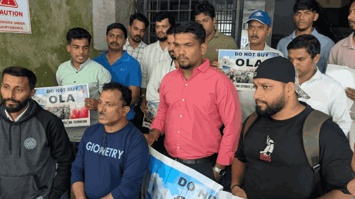 ओला ई वाहनांच्या विक्रीस तात्पुरती बंदी : वाहतूक खात्याची कारवाई