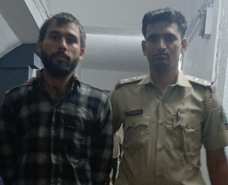 मुंबईतील युवतीवर अश्लील शेरेबाजी करणाऱ्या एका संशयिताला अटक