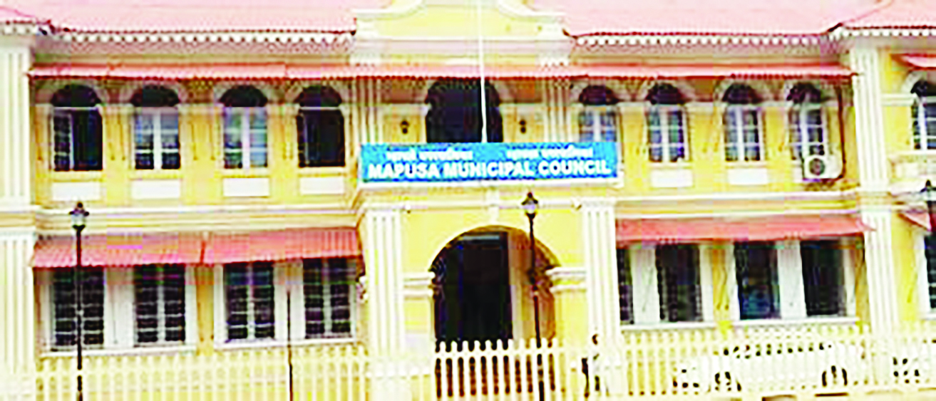 म्हापसा पालिका कर्मचाऱ्यांचा मनमानी कारभार