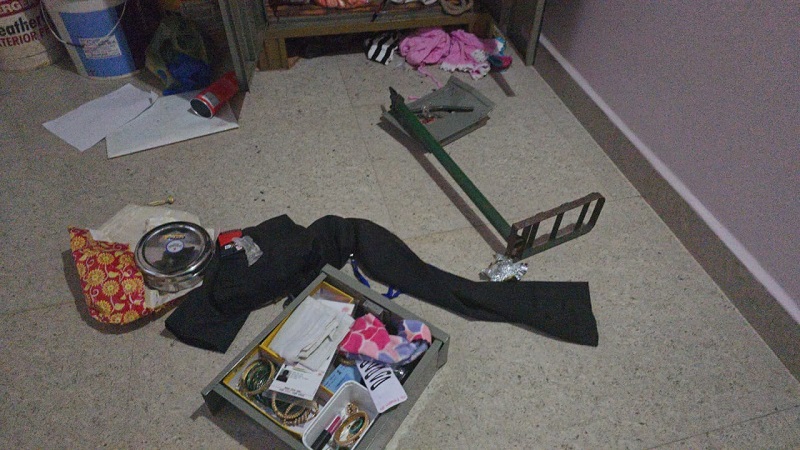 तुये येथील चोरी झालेल्या घरातच सापडले सोन्याचे दागिने