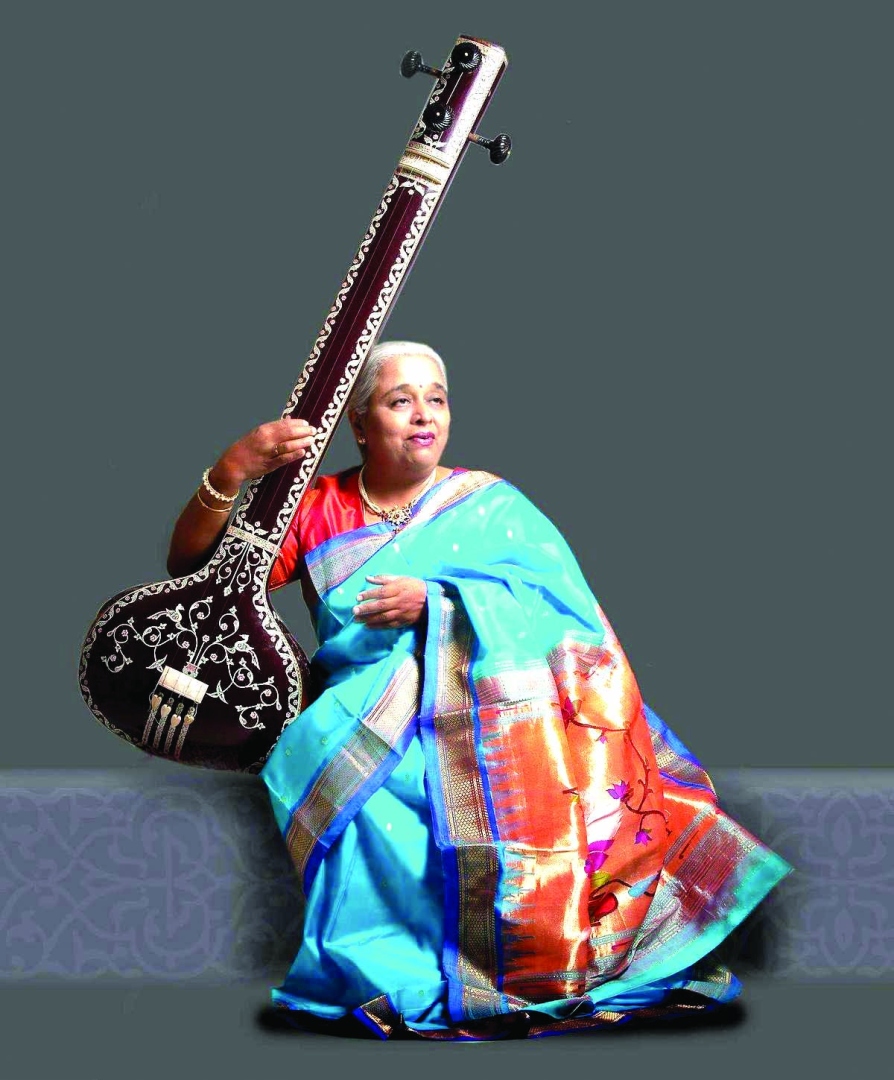 ज्ञान, संस्कार व प्रेरणेचा अमृतस्त्रोत: गुरु डॉ. अलका देव मारूलकर