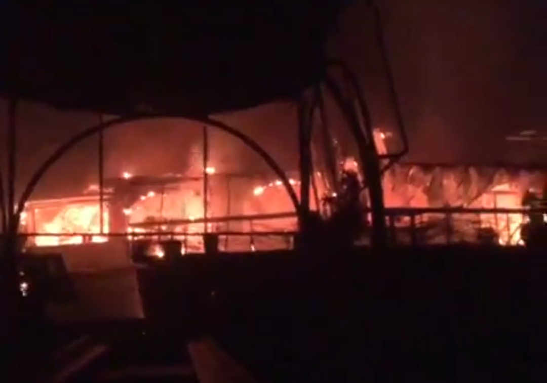 हडफडे येथील 'बर्च बाय रोमिओ लेन' क्लबला भीषण आग; २३ जणांचा होरपळून मृत्यू