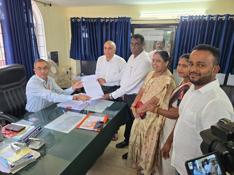 जिल्हा पंचायत निवडणुकीसाठी सोमवारी १३२ उमेदवारी अर्ज दाखल