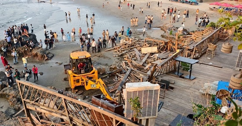 ‘रोमिओ लेन’च्या अतिक्रमणावर बुलडोझर