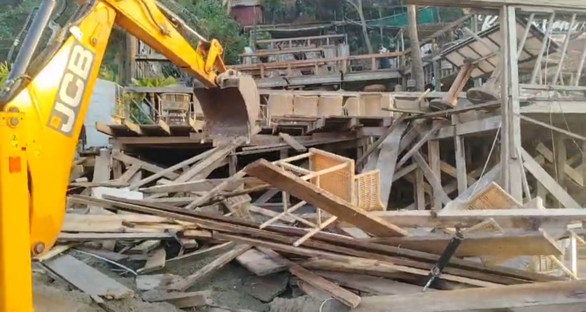 न्यायालयीन चौकशीची आवश्यकता