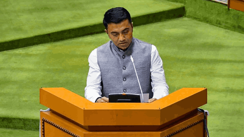 युनिटी मॉलवरून विरोधक आक्रमक : विरोधकांची हौदात धाव, कामकाज तहकूब