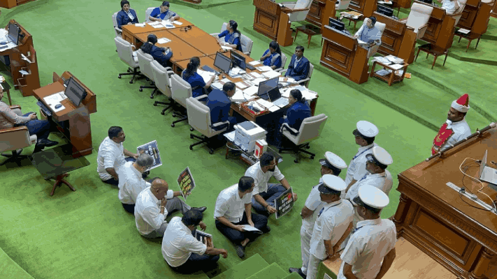 सीबीआय चौकशीशिवाय माघार नाही! बर्च दुर्घटनेवरून विरोधक आक्रमक