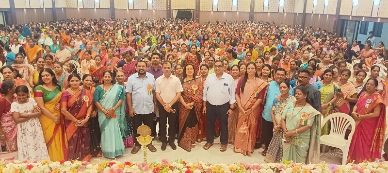 महिलांनी राष्ट्र निर्मितीसाठी योगदान द्यावे !