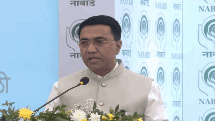 शेतकरी, स्वयंसहाय्य गटांना कर्ज लवकर आणि सहज मिळण्याची व्यवस्था हवी :मुख्यमंत्री डॉ. सावंत