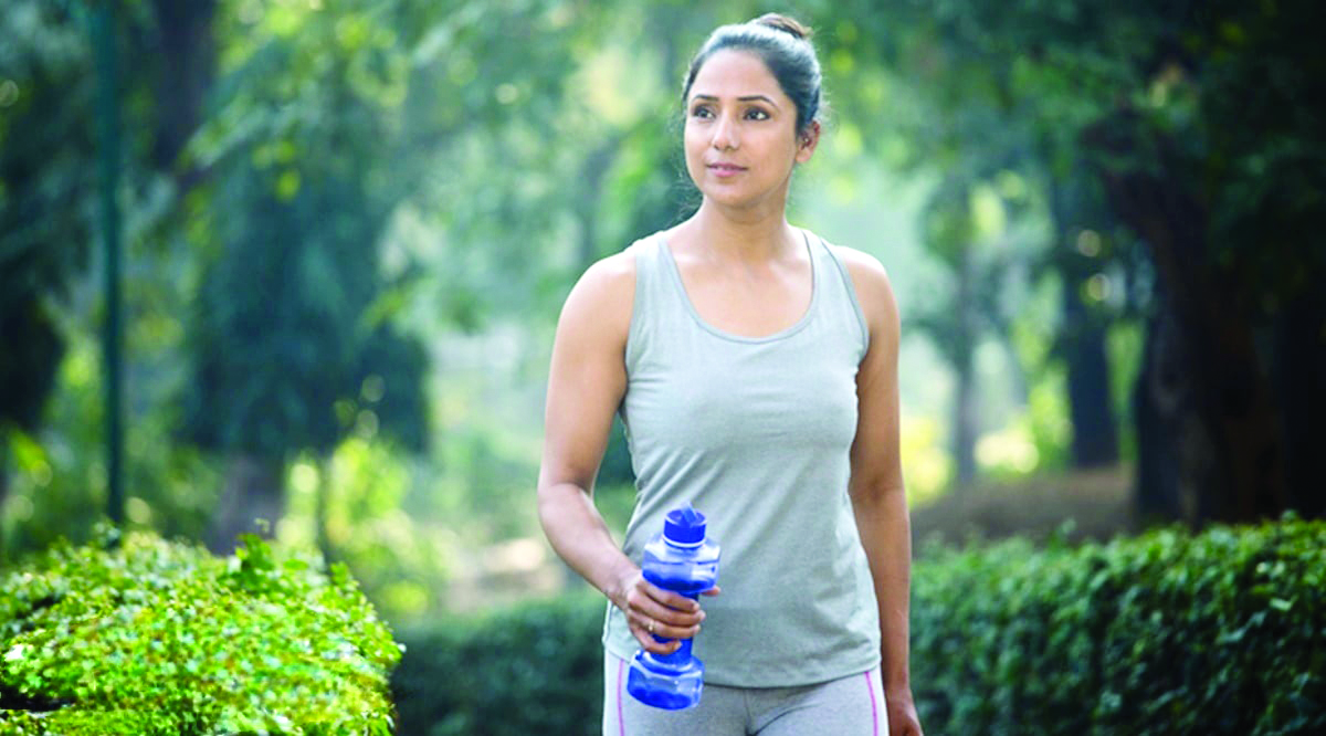 महिलांनी चाळीशीत व्यायाम चालू करताना...