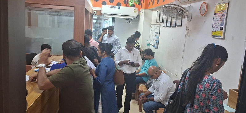 ‘तिरुमला तिरुपती’मधून पैसे  काढण्यासाठी ठेवीदारांची गर्दी