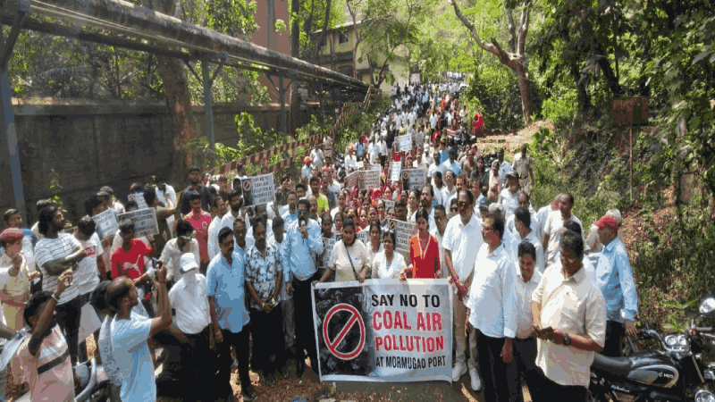 मुरगावातील कोळसा प्रदूषण, दुर्गंधी रोखण्यासाठी ३ दिवसांची मुदत : आमदार आमोणकर