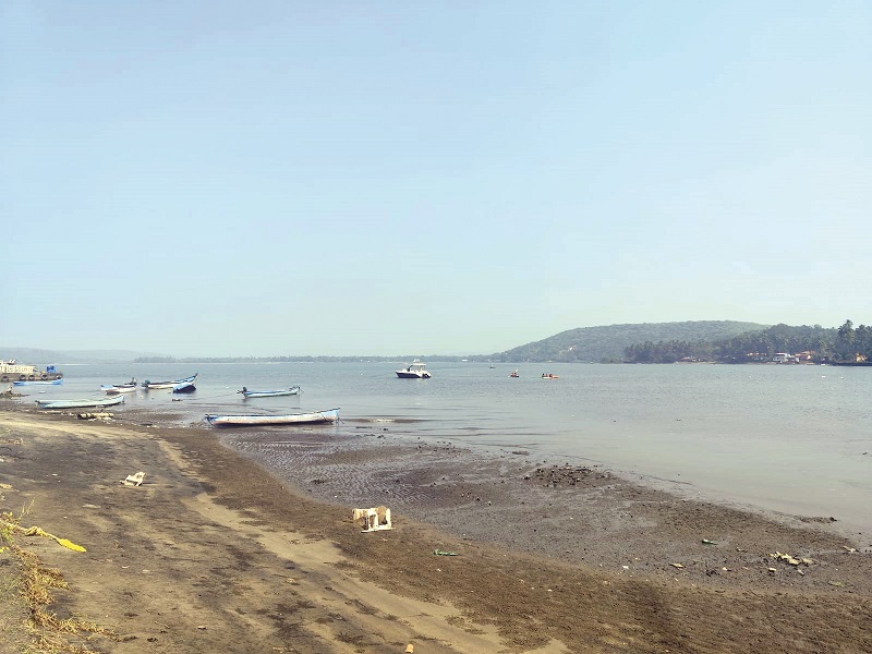 शापोरा नदीकिनाऱ्याने घडवलेले माझे बालपण