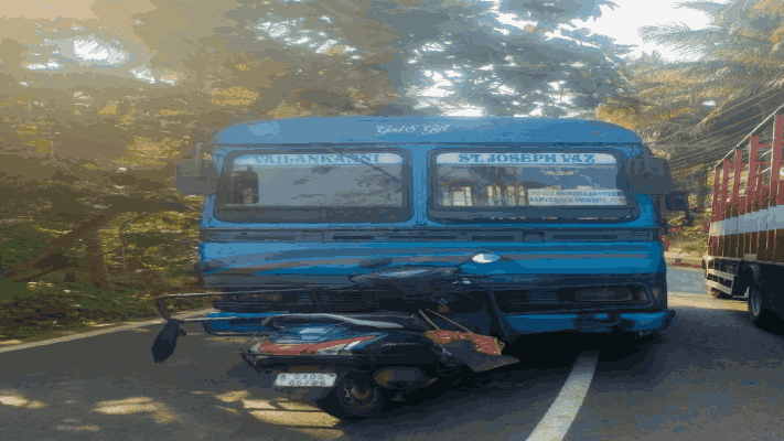 बोरी येथे बसच्या धडकेत दुचाकीस्वार गंभीर जखमी; गोमेकॉत निधन