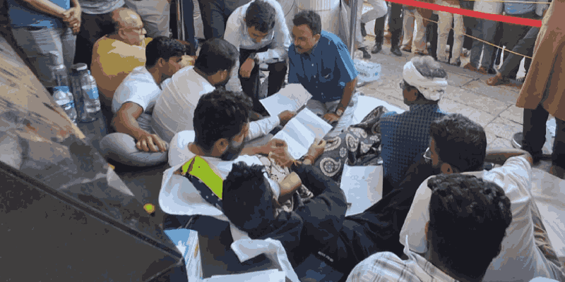 आवाज दाबण्याची उठाठेव नको!