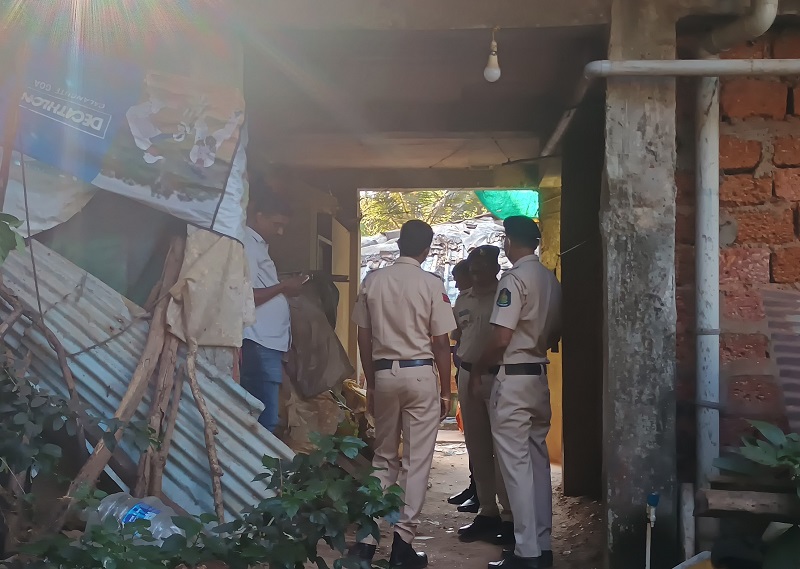 पैशांसाठी तगादा लावत असल्याने साळगावात पतीने केला पत्नीचा खून