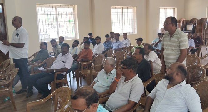 मोले चेकपोस्टवरून होणाऱ्या गोमांस वाहतुकीवर नियंत्रण आणा!