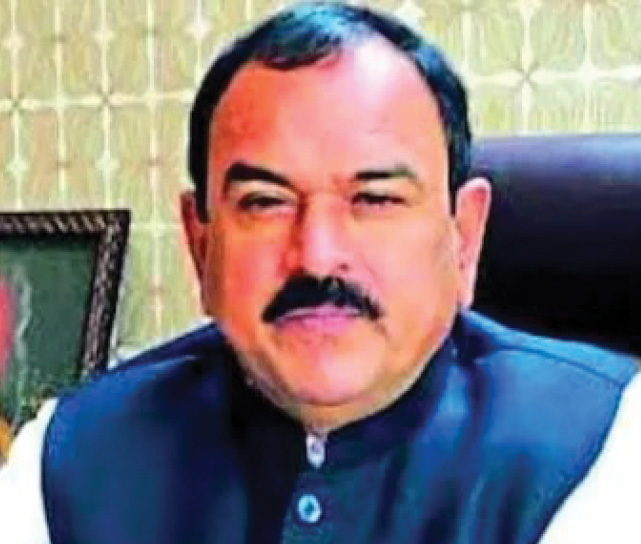 भोंदू ‘कॅप्टन’च्या विळख्यात दिग्गज