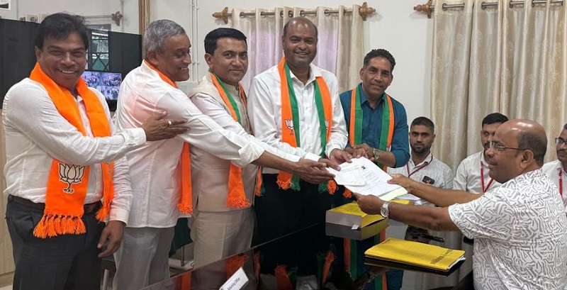 भाजप-काँग्रेसमधील थेट लढत ‘आप’मुळे टळली