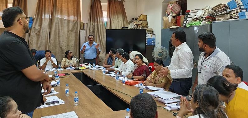 म्हापसा पालिका बैठकीत इतिवृत्तावरून वादावादी