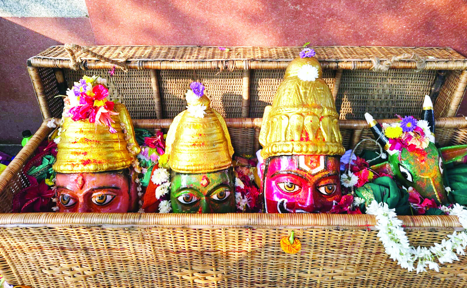 माले : बहीण-भावाच्या अनुबंधाचे प्रतीक