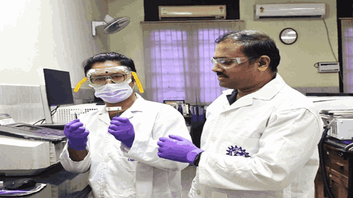 घातक विषारी रसायनांचा शोध घेणारी ‘नॅनोझाइम पेपर-स्ट्रीप’ विकसित