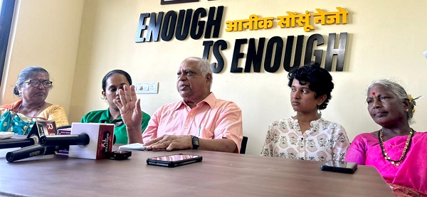 गोव्याच्या जमिनींच्या संरक्षणासाठी विशेष अधिवेशन बोलवा!