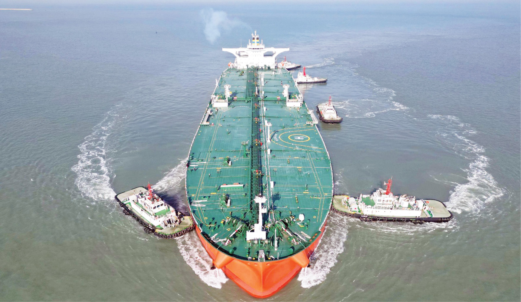 होर्मुझमधून चिनी तेल टँकर्सना आता 'नो एन्ट्री'