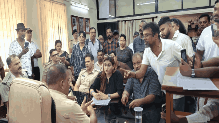 गौतम खट्टरविरोधात गुन्हा नोंद, कायद्यानुसार कारवाई