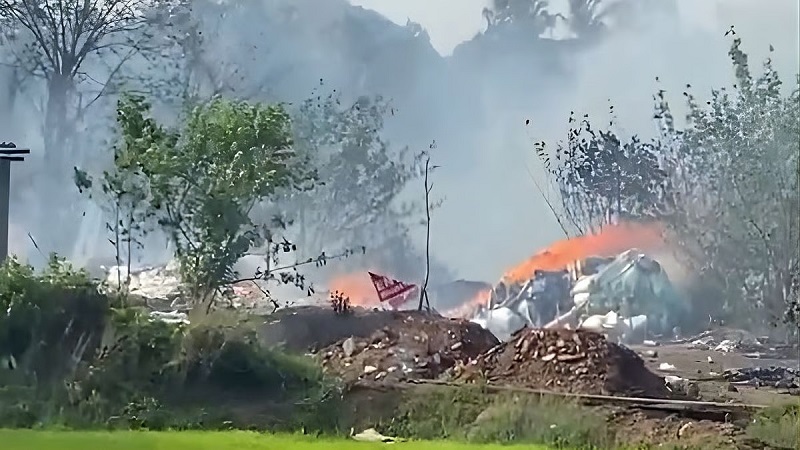 केरळमध्ये फटाका कारखान्यात भीषण स्फोट; १३ जणांचा मृत्यू