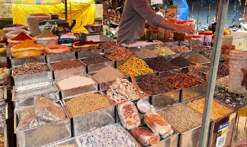 बार्देश : म्हापशात गावठी मिरचीसह मसाल्याचे दर दुप्पट