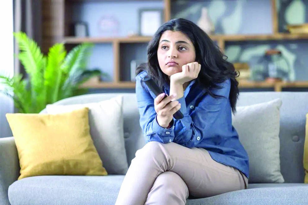 आळस की शरीराचा इशारा? महिलांच्या थकव्यामागची खरी कहाणी