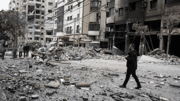 युद्ध संपले नसल्याचा इराणचा दावा; लेबनॉनमध्ये इस्रायली हल्ल्यात ८ ठार