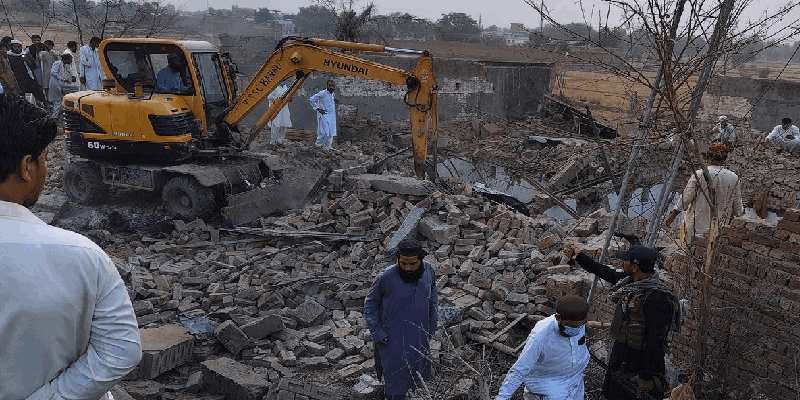 पाकिस्तानमध्ये आत्मघाती हल्ला; १५ पोलीस कर्मचारी ठार, काहीजण गंभीर जखमी